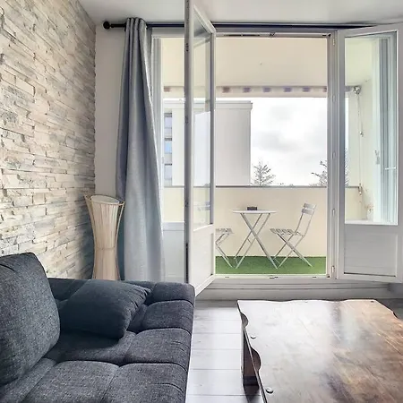 Crystal Lyon Et Parkings Apartment *